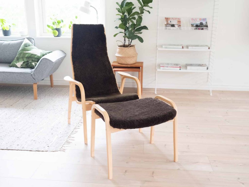 Mörkbrun Lamino-fåtölj med fotpall