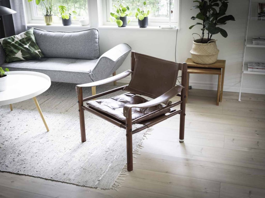 Begagnad safaristil Sirocco i brunt skinn