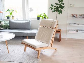 Hans J Wegner Loungefåtölj GE375