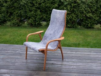 Lamino i oljade ek och graphitegrått