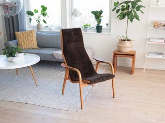 Lamino i ek, armstöd i teak