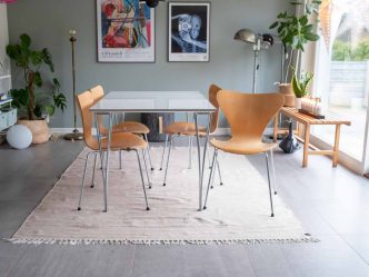 Bord och stolar Fritz Hansen