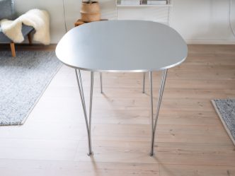 Fritz Hansen Superellips 135x90