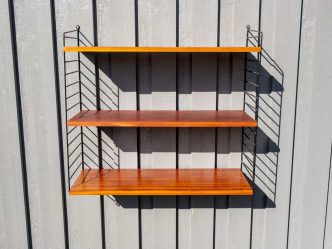 Stringhylla teak