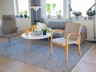 Karmstol 45 av Alvar Allto