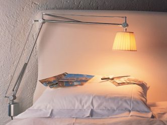 Flos vägglampa Archimoon
