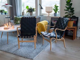 Bruno Mathsson Eva med svarta läderremmar