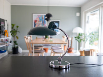 Fritz Hansen Kaiser Idell bordszlampa