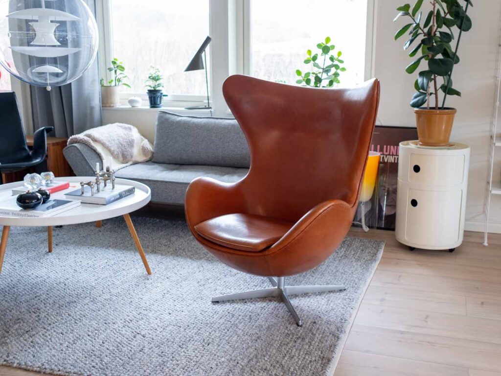 Reprobrukets startsida 11 Fritz Hansen Ägget