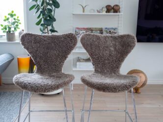 Fårskinnsöverdrag till Fritz Hansen Sjuan