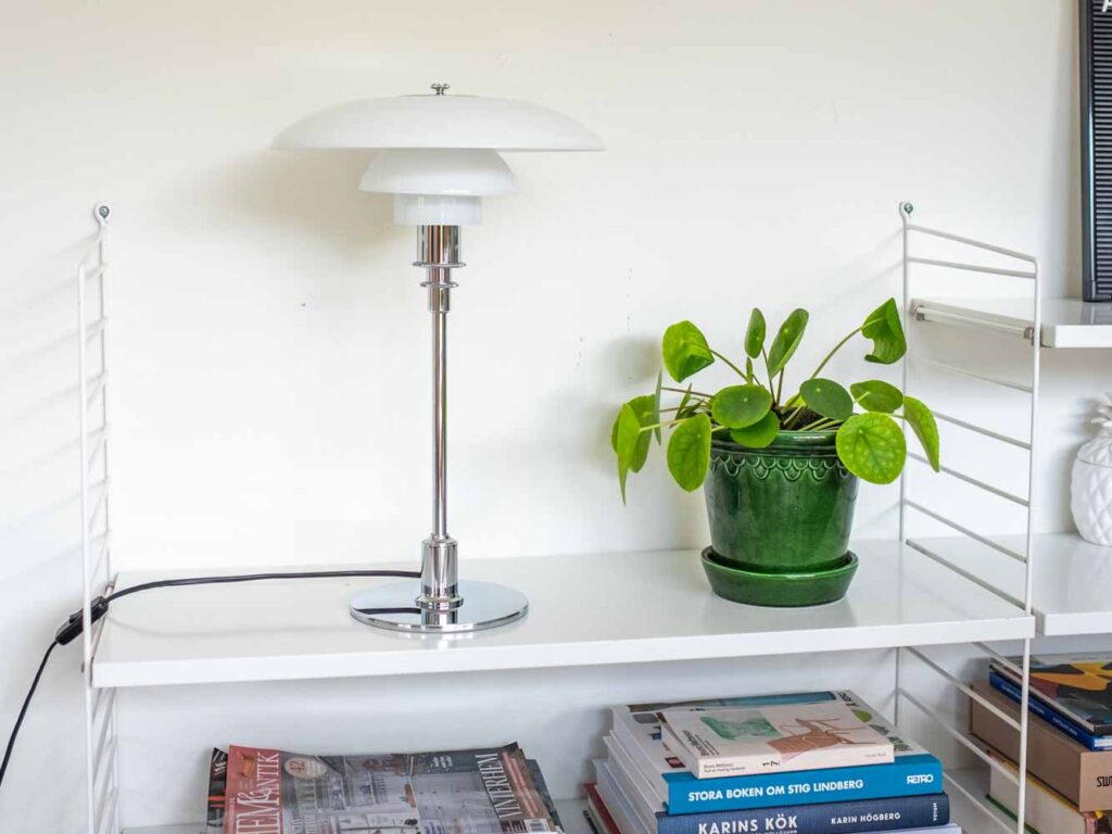 Louis Poulsen PH 3/2 Table Lamp