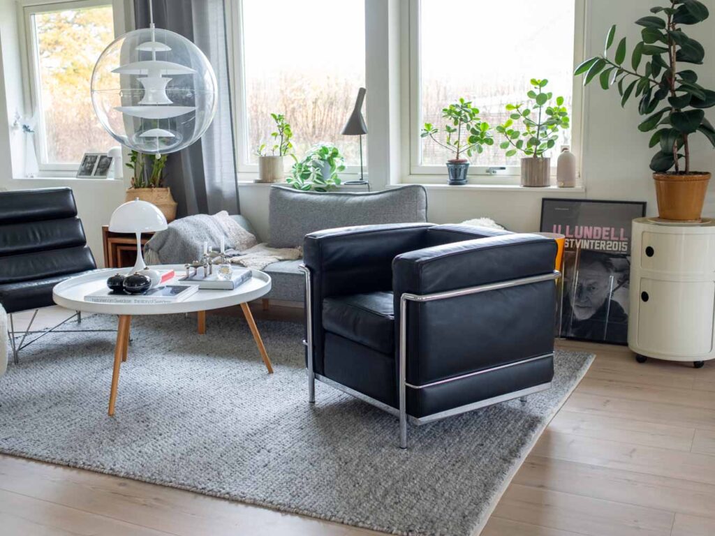 Reprobrukets startsida 1 Cassina LC2 Fåtölj
