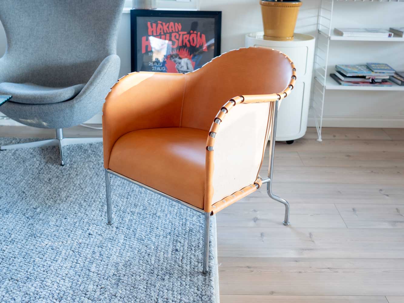 Fåtölj Bruno Design Mats Theselius — Reprobruket
