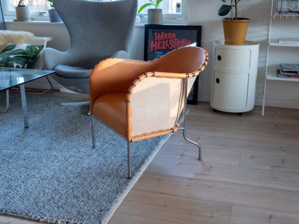 Fåtölj Bruno Design Mats Theselius — Reprobruket